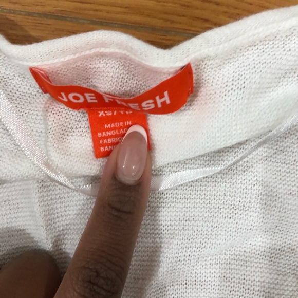 White thin sweater - Picture 2 of 2